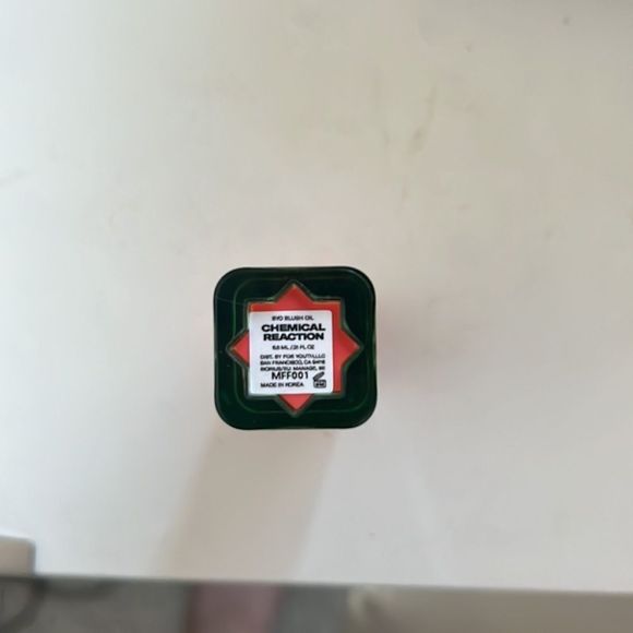 Youthforia Color Changing Blush Oil in Chemical Reaction - Picture 3 of 3